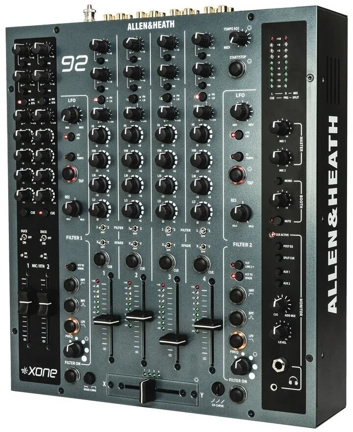 Allen & Heath Xone:92 Mk2 6-Kanal Analog DJ-Mixer für Clubs mit Filter